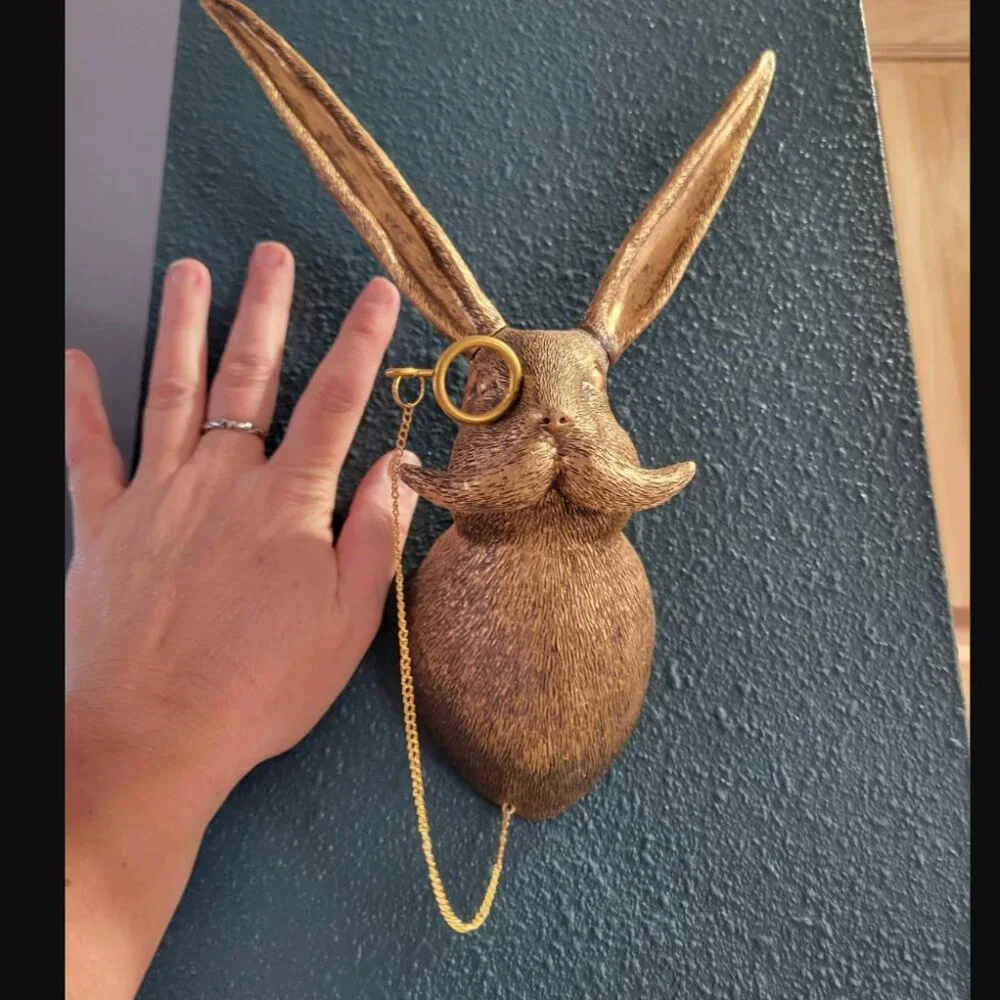 Rabbit Head Wall Décor – Modern Statement Art